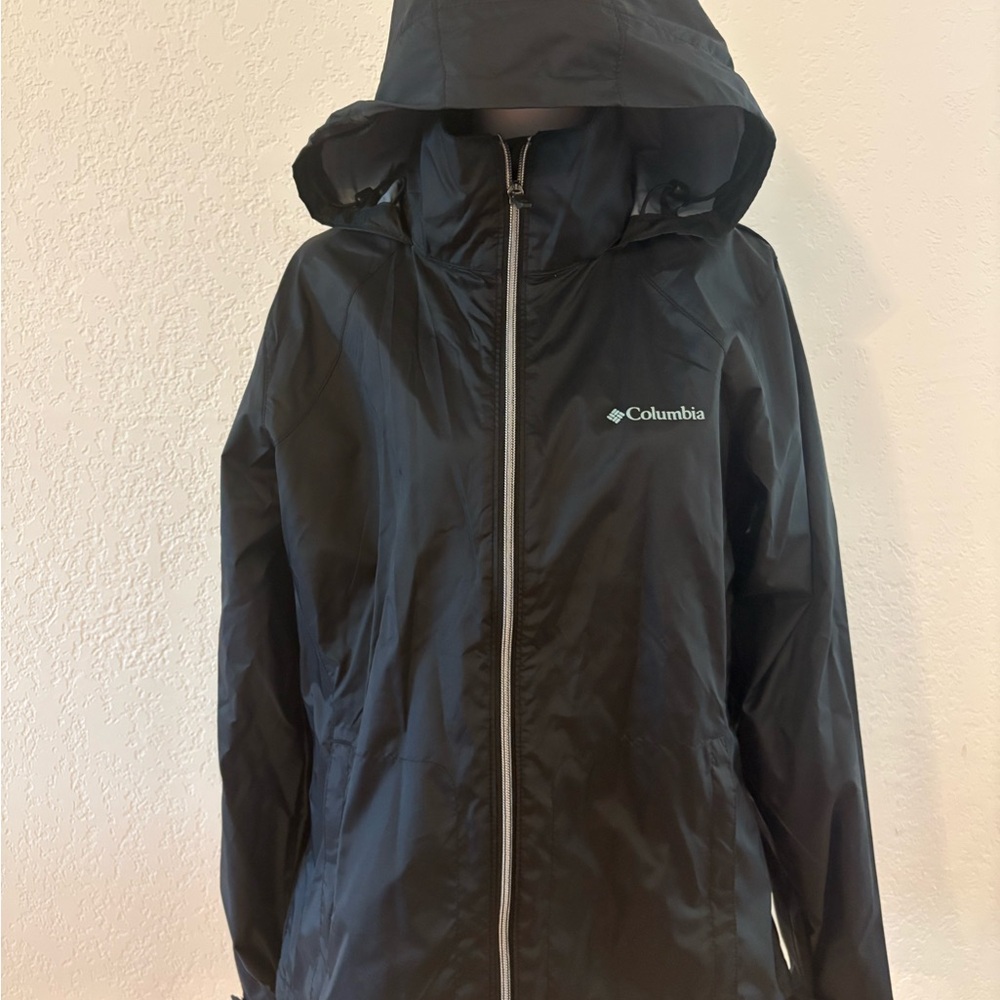 Columbia Women's Black Hooded Snow Jacket